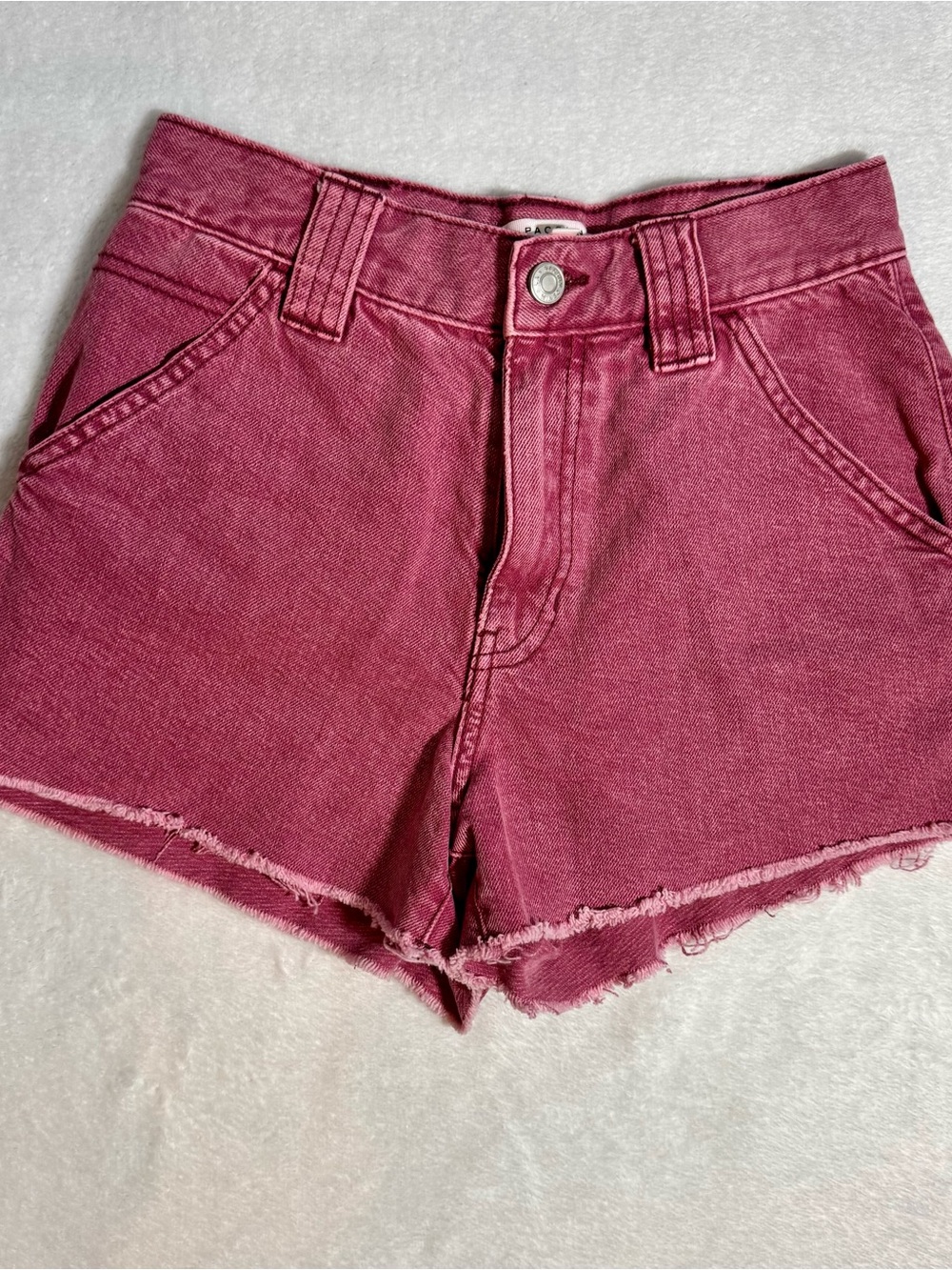 PacSun Women's Raspberry High-Rise Frayed Hem Jean Shorts
